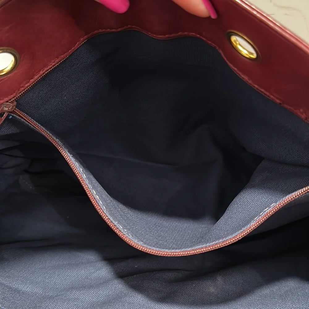 ❤️Chanel Quilted Leather Bow Bag ❤️ - Picture 16 of 17